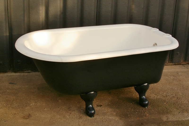 Small Roll Top Bath Mongers