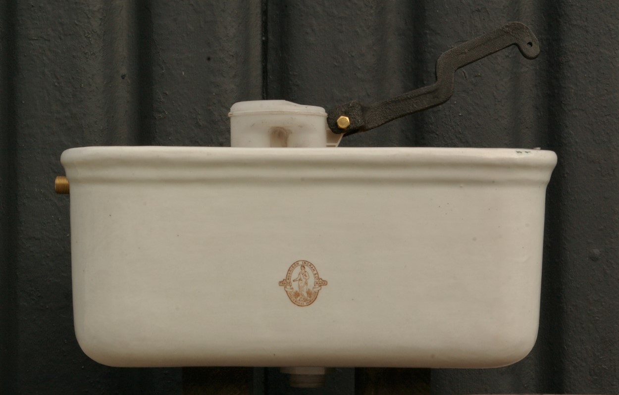 Ceramic High Level Cistern Mongers