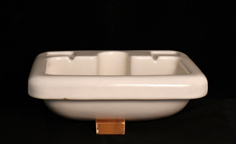 Rolled Edged Basin