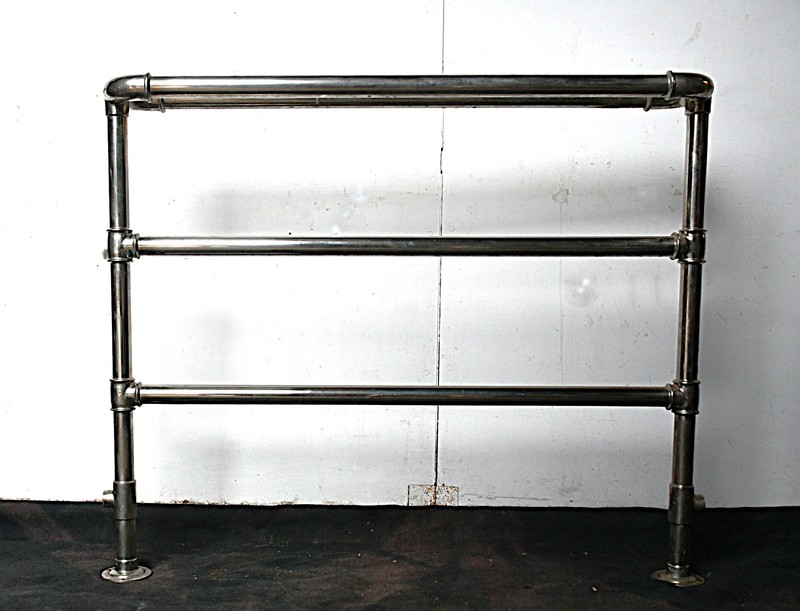 Loop Topped Heated Towel Rail