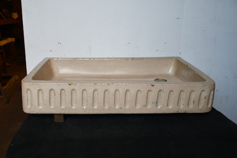 Cane Coloured Fluted Sink