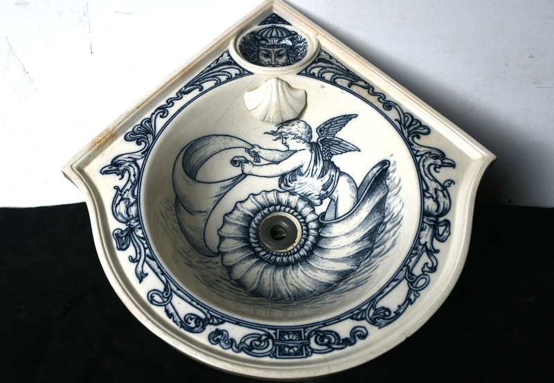 Blue and White Corner Basin