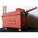 Mignon Cast Cistern