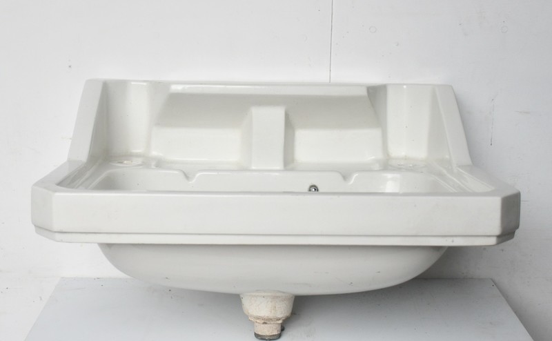 Shanks Art Deco Basin